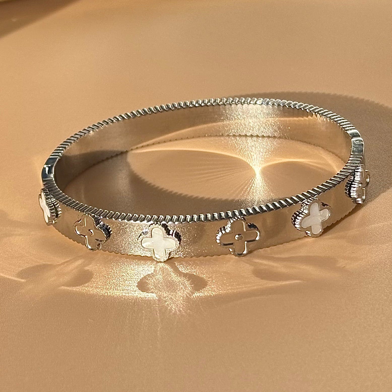 Silver Clover Bracelet