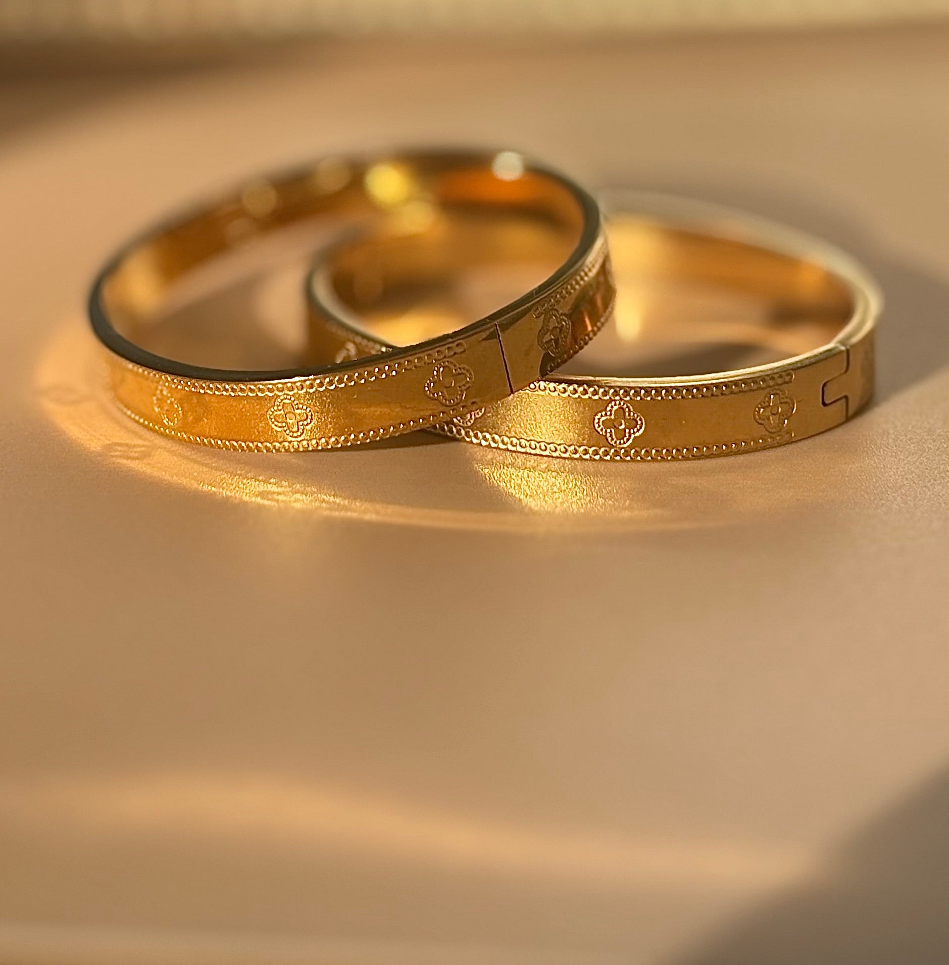 Lucky Clover Engraved Bangle