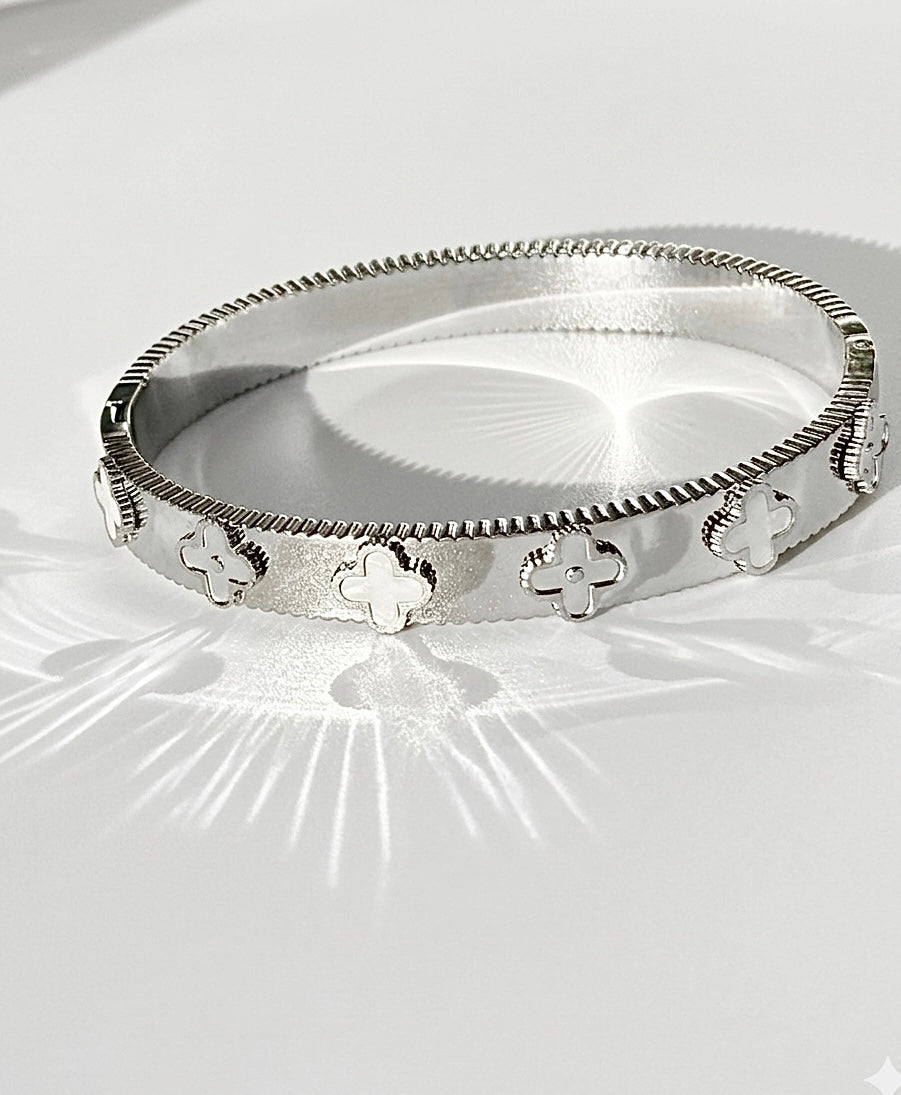 Silver Clover Bracelet
